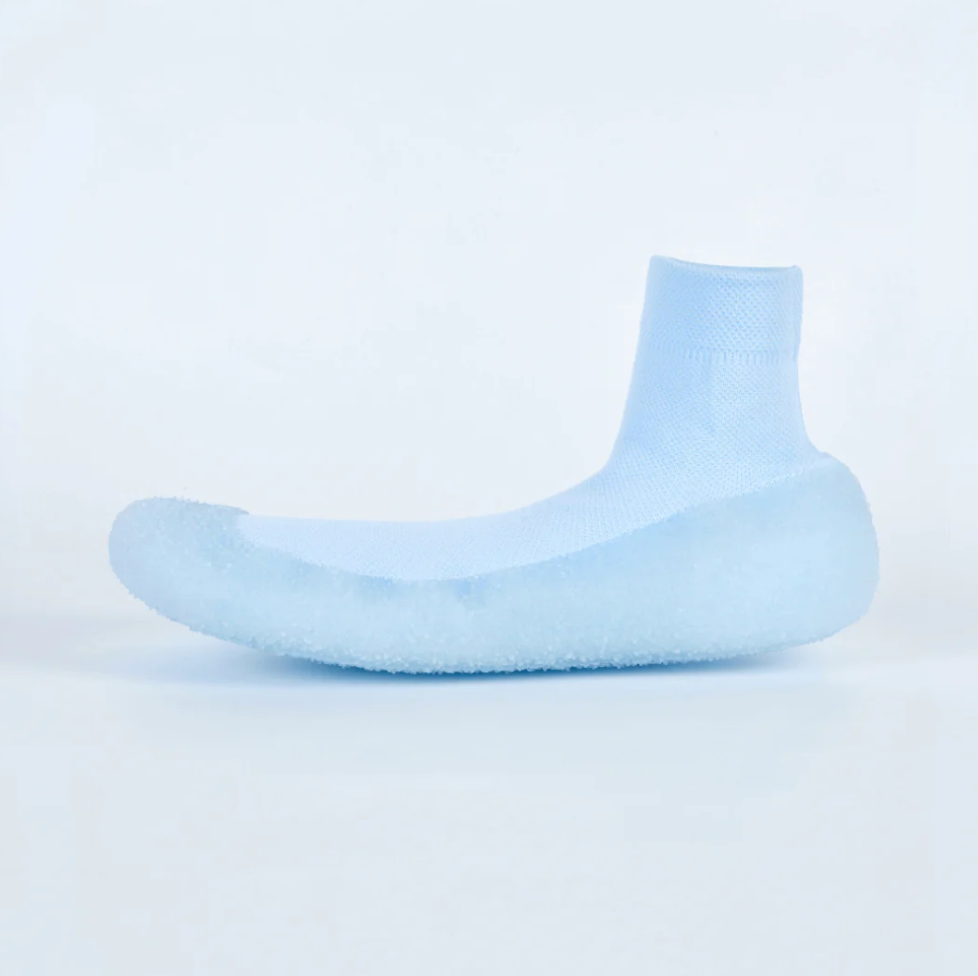 Socktrax™– framtiden börjar under dina fötter 🧠👟 Sommarkampanj – steget in i sommaren!